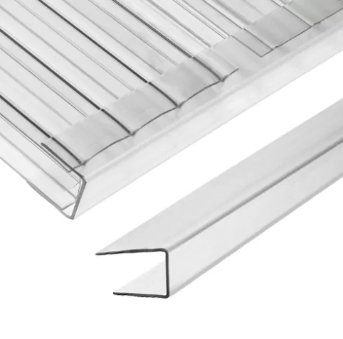 Polycarbonaat U-profiel, duurzaam en veelzijdig voor de afwerking van kanaalplaten.