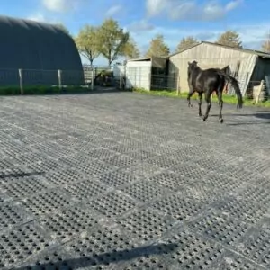 Mud Modderplaten – stevige en weerbestendige platen voor modderige ondergronden.