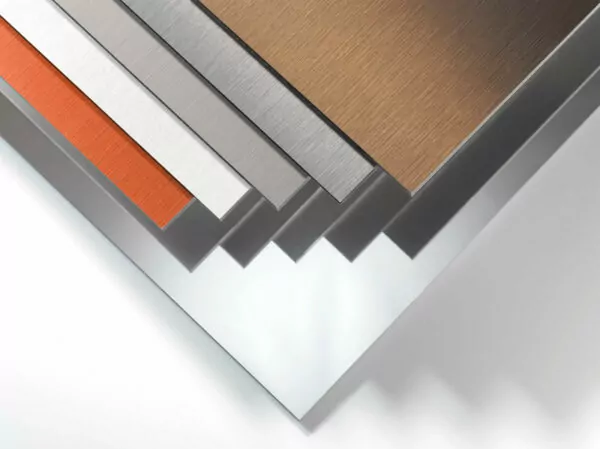 Alucobond Panelen voor hoogwaardige en veelzijdige gevelafwerking.